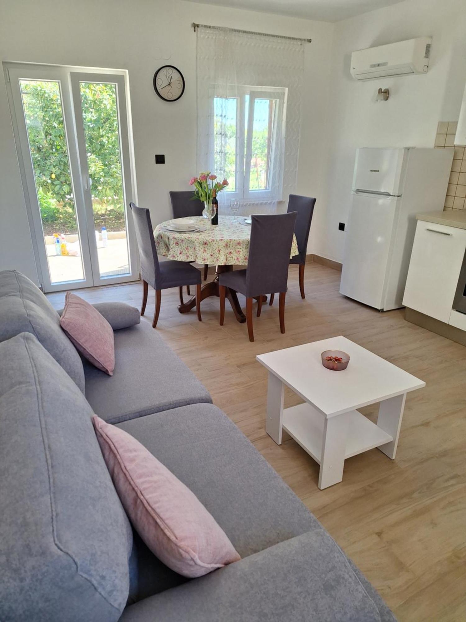 Apartment Olga Ровінь Екстер'єр фото
